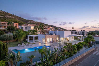 Cluster house for sale in Jávea/Xàbia, Alicante. 