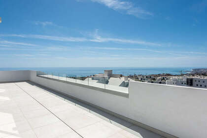 Penthouse for sale in Fuengirola, Málaga. 