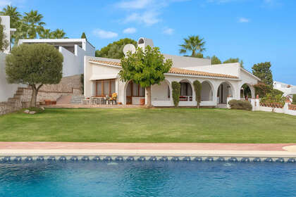 Cluster house for sale in Cerros Del Lago, Marbella, Málaga. 