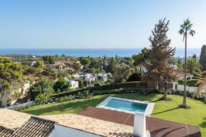 Cluster house for sale in Marbella, Málaga. 