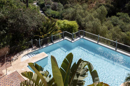 Apartment for sale in Benahavís, Málaga. 