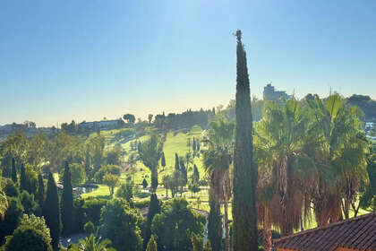 Apartment for sale in Benahavís, Málaga. 