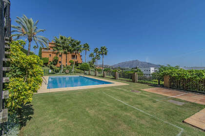 Apartment for sale in Atalaya, La, Málaga. 