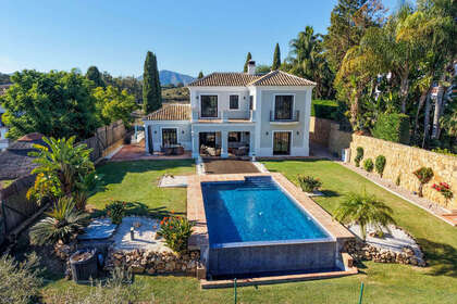 Cluster house for sale in Mijas Golf, Málaga. 