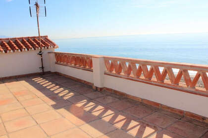 Cluster house for sale in Estepona, Málaga. 
