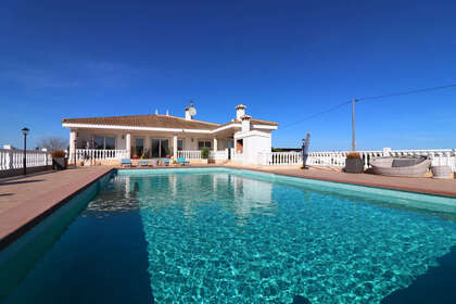 Cluster house for sale in Rojales, Alicante. 