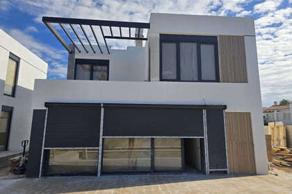 Cluster house for sale in Nucia (la), Alicante. 