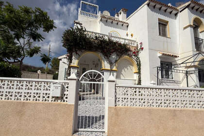 Apartment for sale in San Miguel de Salinas, Alicante. 