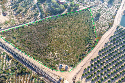 Percelen/boerderijen verkoop in Crevillent, Alicante. 