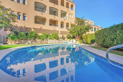 Apartment for sale in Nueva andalucia, Málaga. 