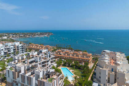 Penthouses verkoop in Cabo Roig, Alicante. 
