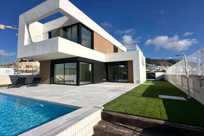 Cluster house for sale in Alicante/Alacant. 