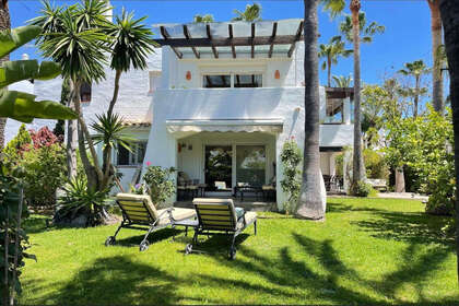 House for sale in Estepona, Málaga. 