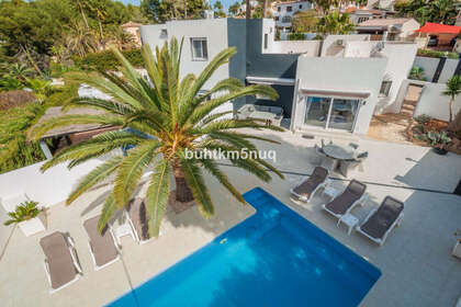 Cluster house for sale in Benissa, Alicante. 