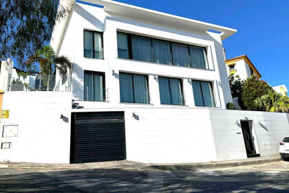 Cluster house for sale in Alhaurín de la Torre, Málaga. 