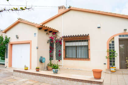Cluster house for sale in Orihuela-Costa, Alicante. 
