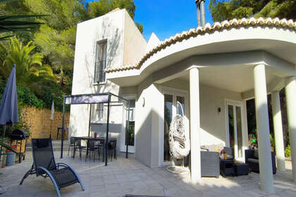 Cluster house for sale in Altea, Alicante. 