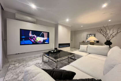 Apartment for sale in Benahavís, Málaga. 