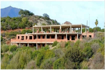 Plot for sale in Casares, Málaga. 