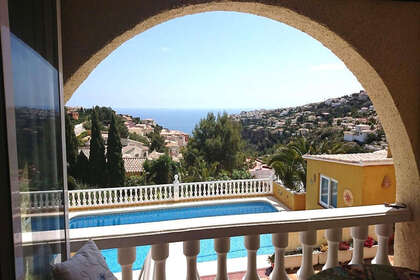 Klynge huse til salg i Cumbre del sol, Alicante. 