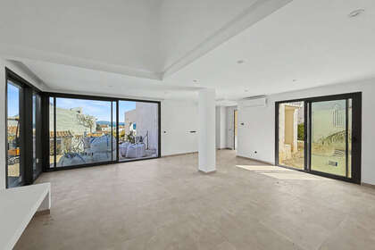 House for sale in Estepona, Málaga. 