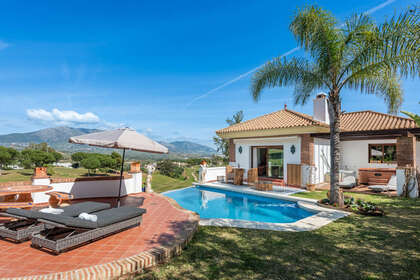 Cluster house for sale in La Cala Golf, Mijas, Málaga. 