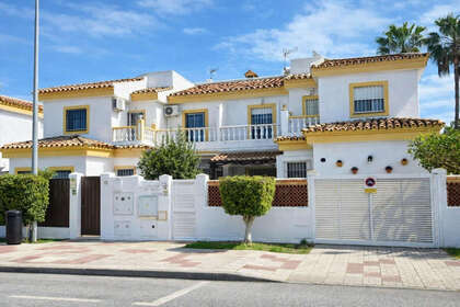 House for sale in Guadalmina, Málaga. 