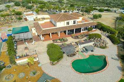 Rijtjeshuizen verkoop in Vera, Almería. 