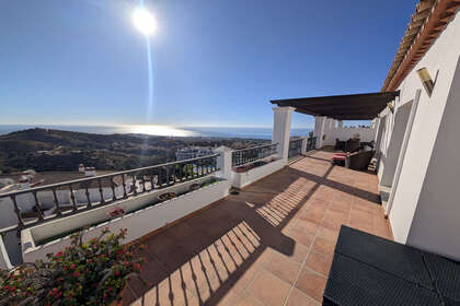 Penthouses verkoop in Calahonda, Mijas, Málaga. 