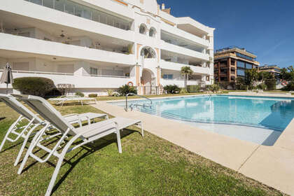 Apartamento venda em Puerto Banús, Málaga. 
