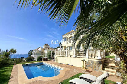 Cluster house for sale in Calahonda, Mijas, Málaga. 