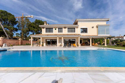 Cluster house for sale in Los monteros, Marbella, Málaga. 