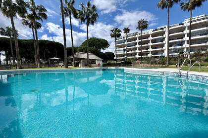 Apartment for sale in Calahonda, Mijas, Málaga. 