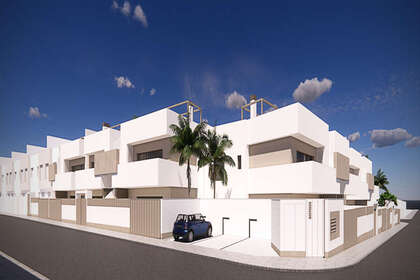 Cluster house for sale in Pilar de la Horadada, Alicante. 