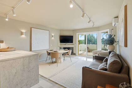 Apartment for sale in Calahonda, Mijas, Málaga. 