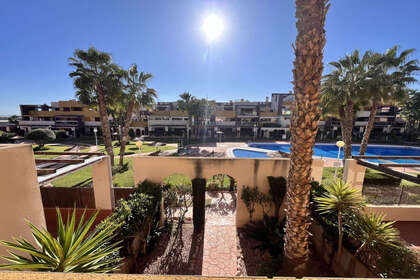 Apartamento venda em Orihuela-Costa, Alicante. 