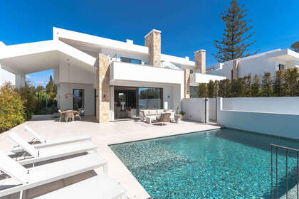 Cluster house for sale in San Pedro de Alcántara, Marbella, Málaga. 