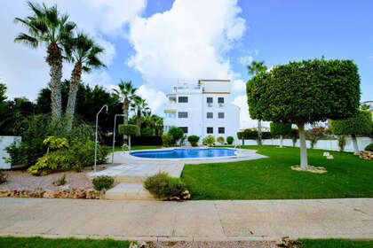 Apartamento venda em Villamartín, Alicante. 