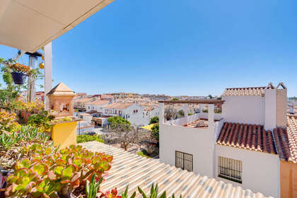 House for sale in Las Lagunas, Fuengirola, Málaga. 