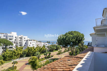 Apartamento venda em Puerto Banús, Málaga. 
