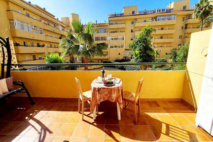 Apartamento venda em Los Pacos, Fuengirola, Málaga. 