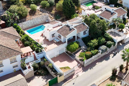 Casa Cluster venda em Cerros Del Lago, Marbella, Málaga. 