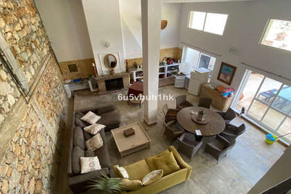 房子 出售 进入 Ojén, Málaga. 