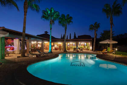 牧场 出售 进入 Coín, Málaga. 