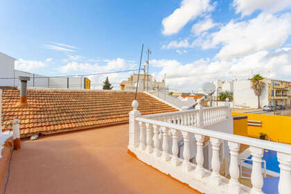 Domy na prodej v Montesinos (Los), Alicante. 