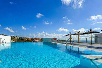 酒店公寓 出售 进入 Sotogrande, Cádiz. 