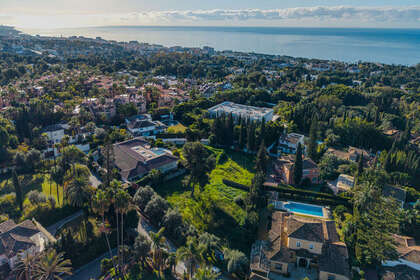 情节 出售 进入 Puerto Banús, Marbella, Málaga. 