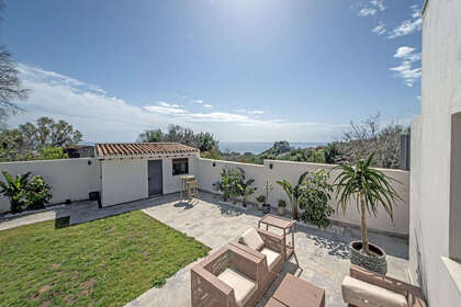 联排别墅 出售 进入 Benalmádena, Málaga. 