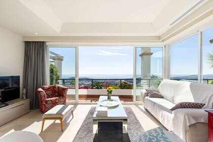 耳房 出售 进入 Casares, Málaga. 