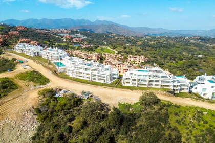 酒店公寓 出售 进入 Ojén, Málaga. 